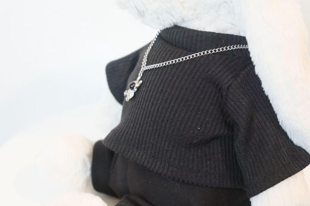 Jellycat Biker Jacket, 4pc Faux Leather Outfit with Necklace for Bashful Bunny, Goth Punk Clothes, Aesthetic Room Decor Gift（No Dolls）
