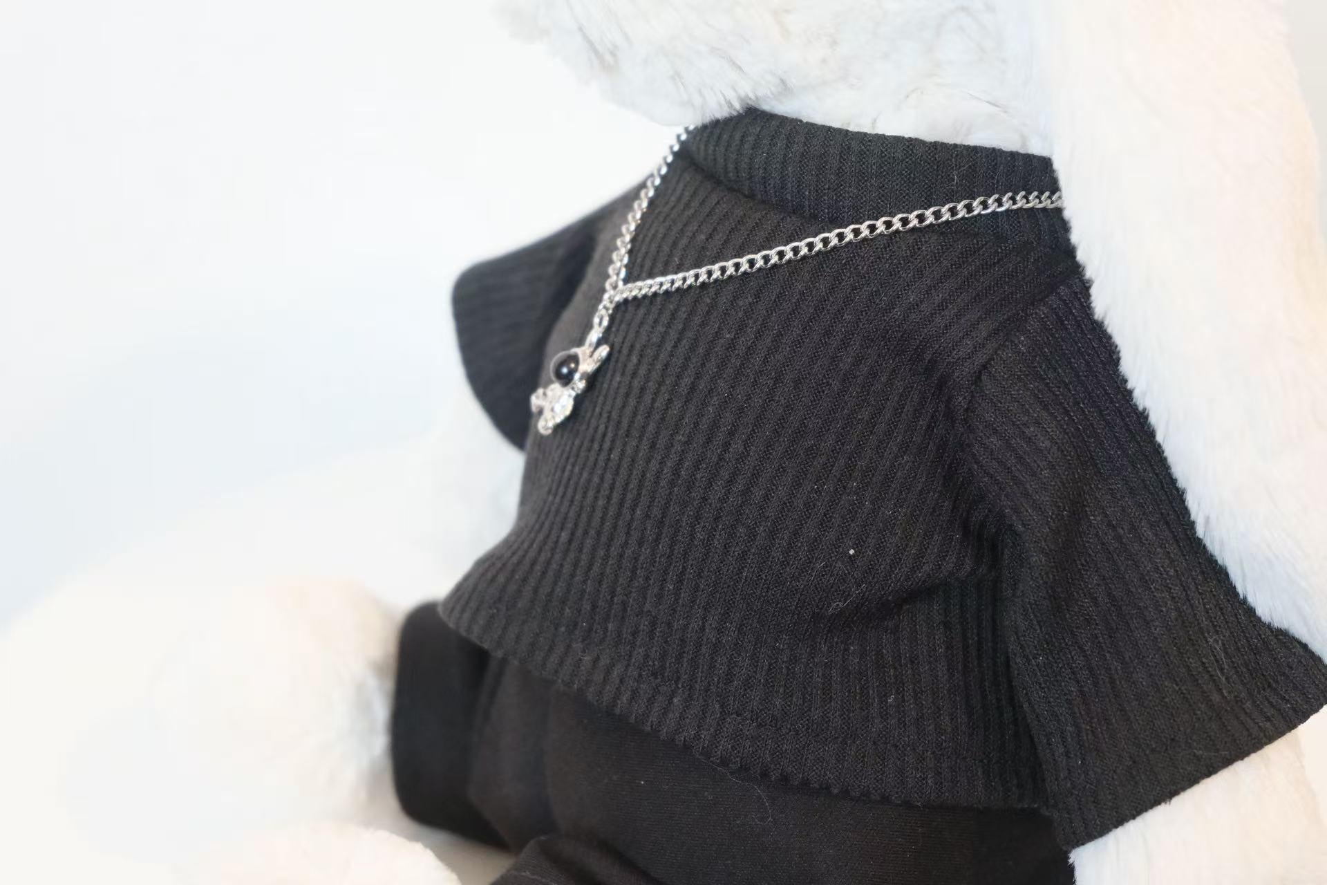 Jellycat Biker Jacket, 4pc Faux Leather Outfit with Necklace for Bashful Bunny, Goth Punk Clothes, Aesthetic Room Decor Gift（No Dolls）