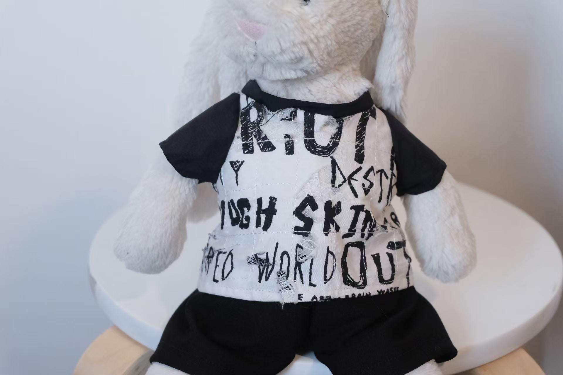 Casual Everyday Outfit for Jellycat Bunny, Handmade Tee and Trousers, Custom Plushie Streetwear, Trendy Bunny Gift｜Easter Gift (No dolls))