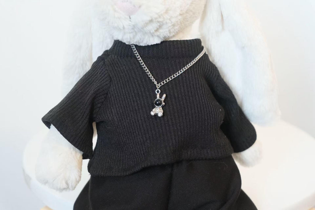 Jellycat Biker Jacket, 4pc Faux Leather Outfit with Necklace for Bashful Bunny, Goth Punk Clothes, Aesthetic Room Decor Gift（No Dolls）