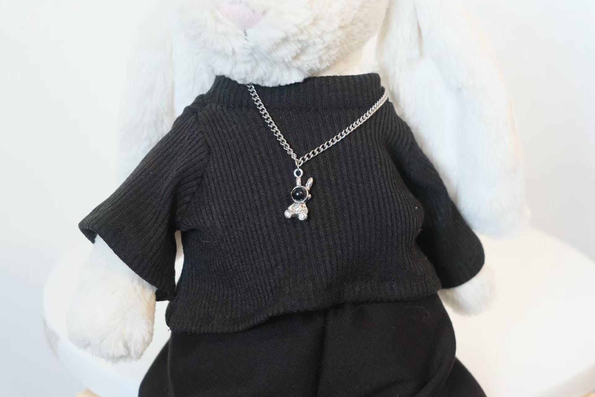 Jellycat Biker Jacket, 4pc Faux Leather Outfit with Necklace for Bashful Bunny, Goth Punk Clothes, Aesthetic Room Decor Gift（No Dolls）